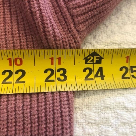 BELLDINI/ NWT/ spring / winter/ fall / chunky turtleneck sexy sweater / XL - Picture 9 of 12